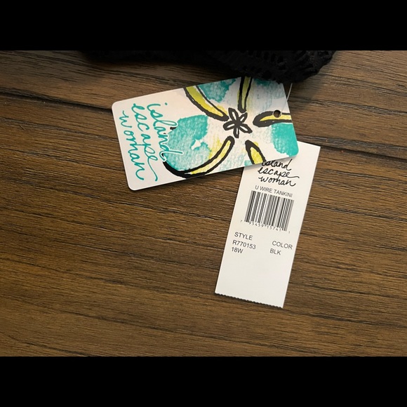 Island Escape Black Lace Crochet 18 Tankini Top - Picture 4 of 4